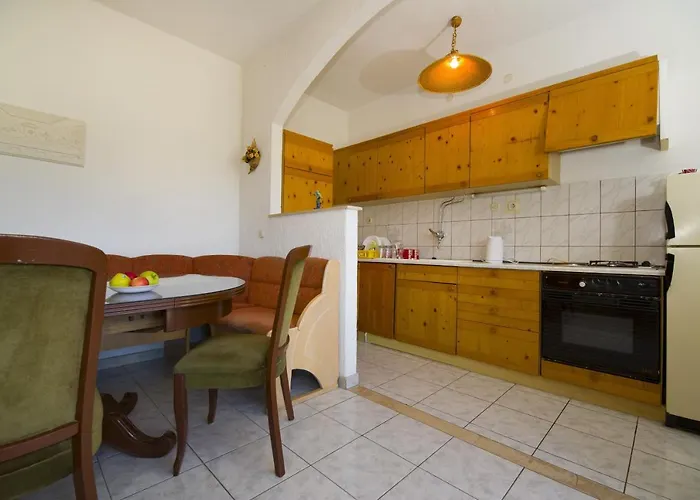 Appartement With A Parking Space Seget Vranjica, - 12612